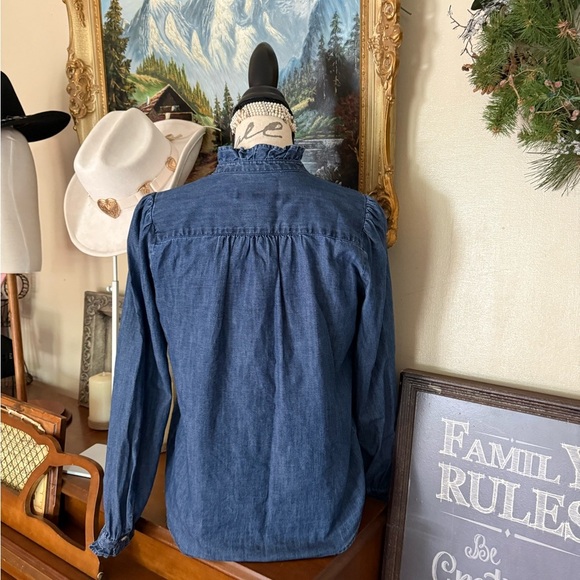 Loft Denim Chambray Lightweight Button
Down shirt w/ Ruffle Front 88.00 - Picture 4 of 7